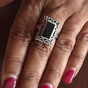 Vintage Black & Silver Ring
